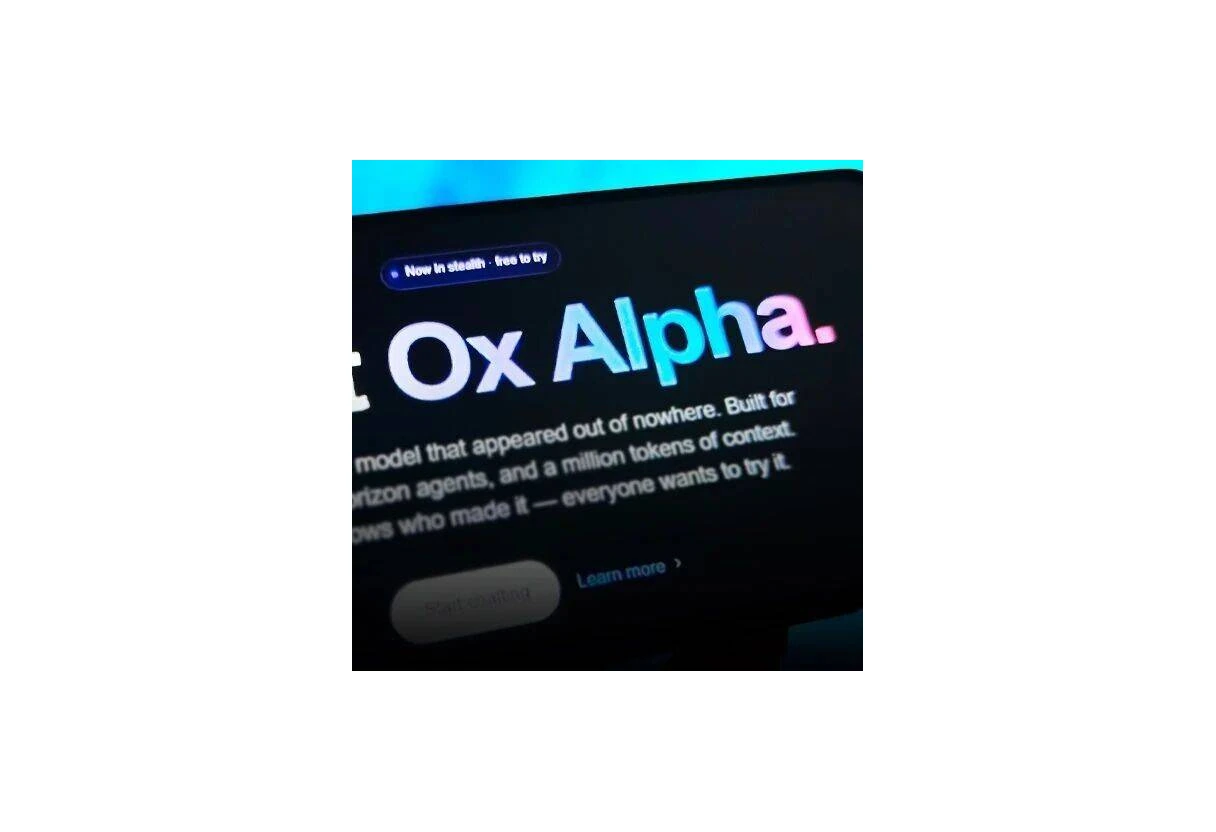 智谱开源GLM-5.3-Flash"牛来"Ox Alpha:320B仅激活18B,定价为Opus 4.8的1/40,10万张国产芯片集群首次承载大规模推理流量
